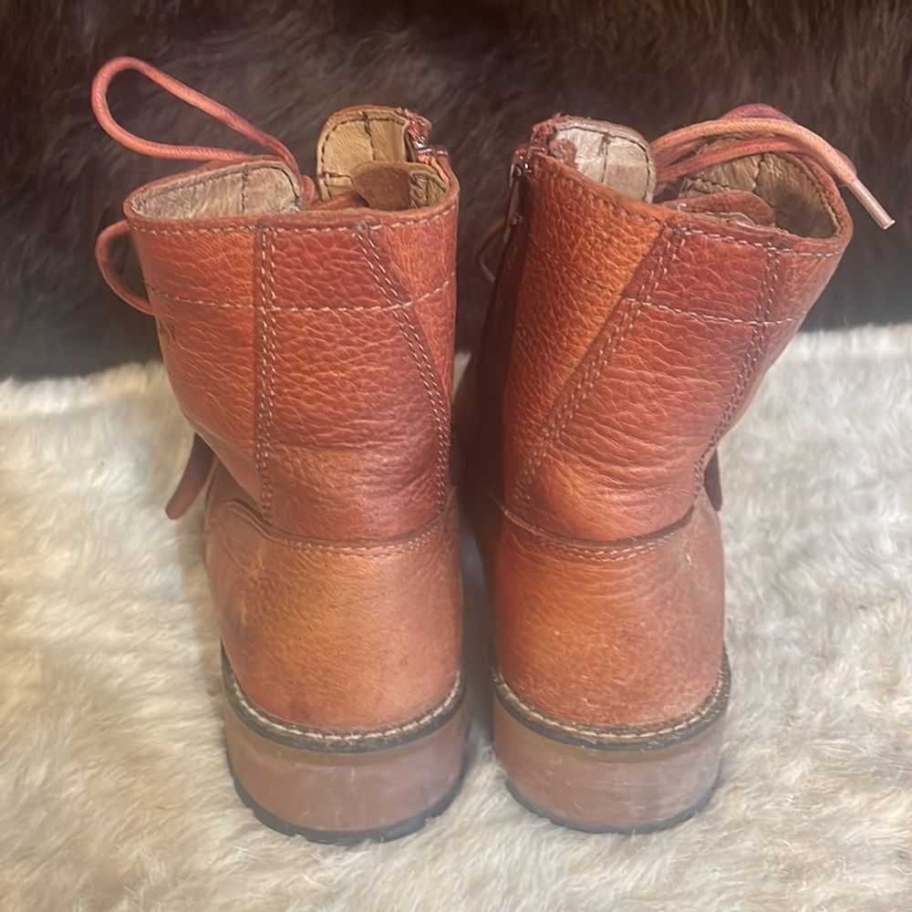 Array boots 8.5 (5220) - image 7